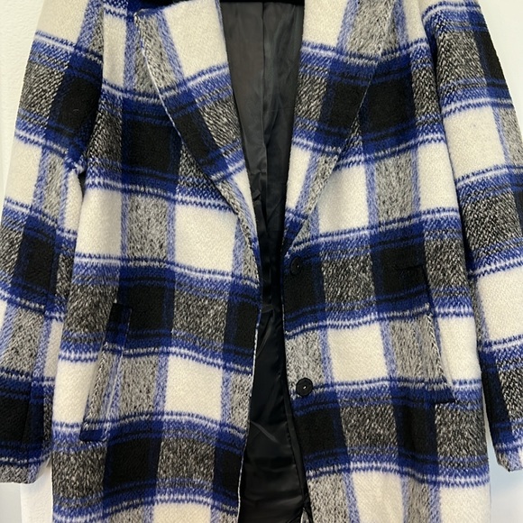 Forever 21 Oversized Long Plaid Coat - Picture 3 of 12